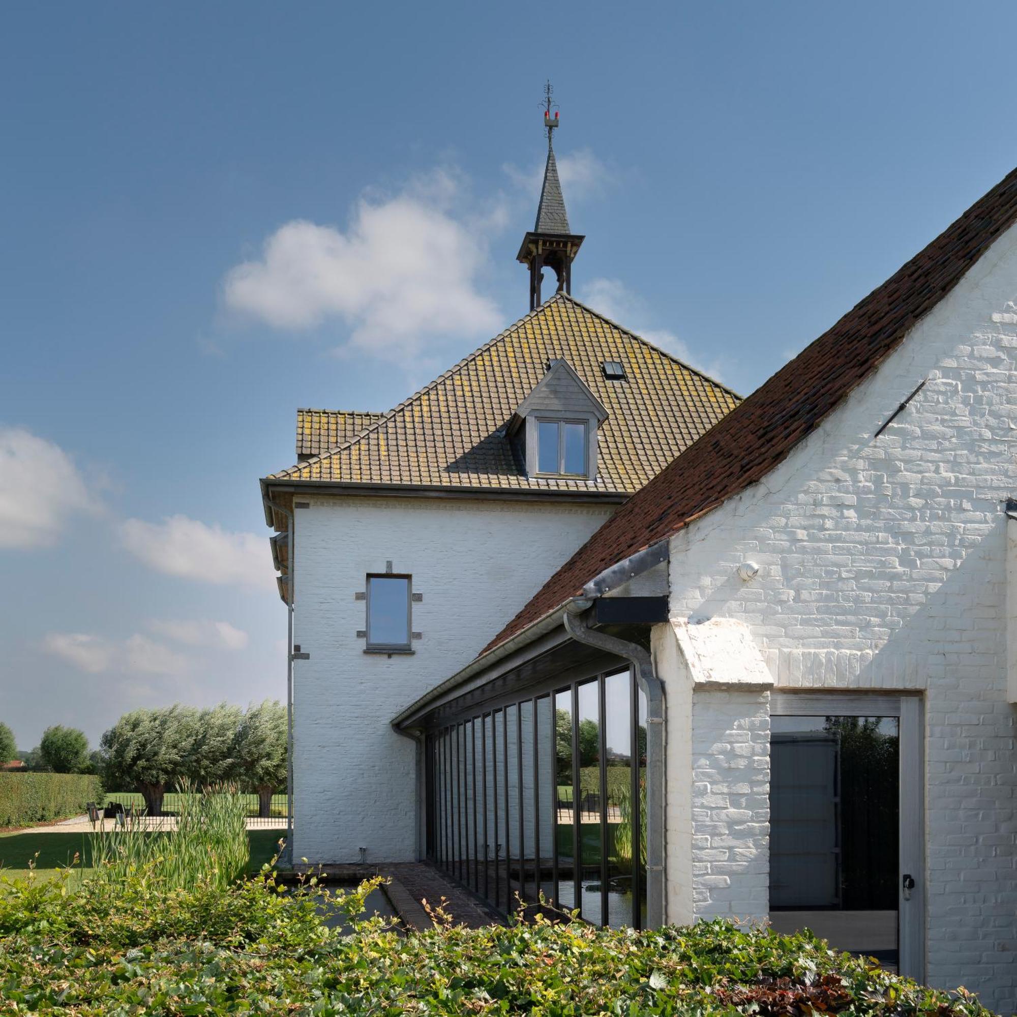 Отель 'T Convent Lo-Reninge Экстерьер фото