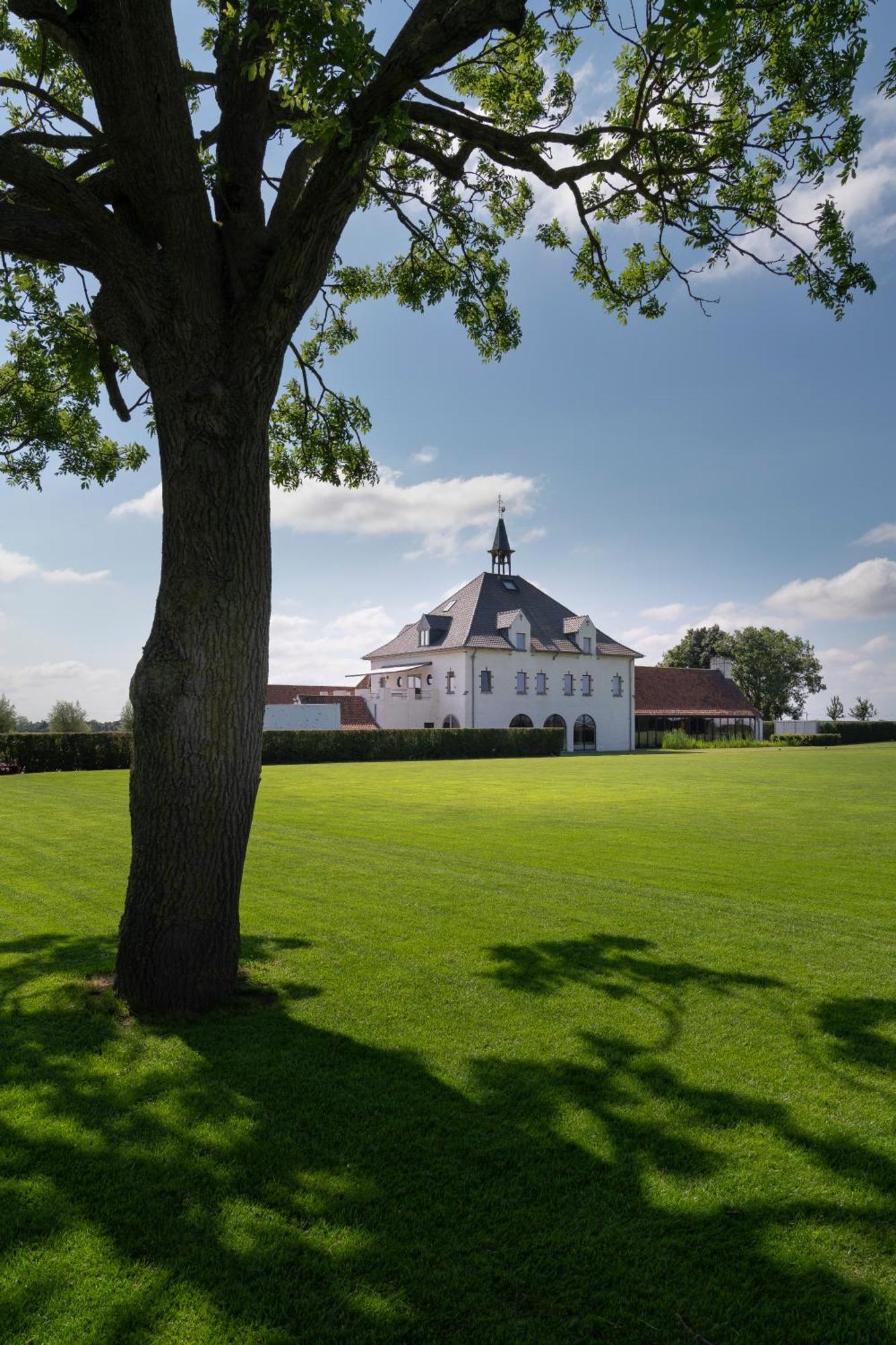 Отель 'T Convent Lo-Reninge Экстерьер фото